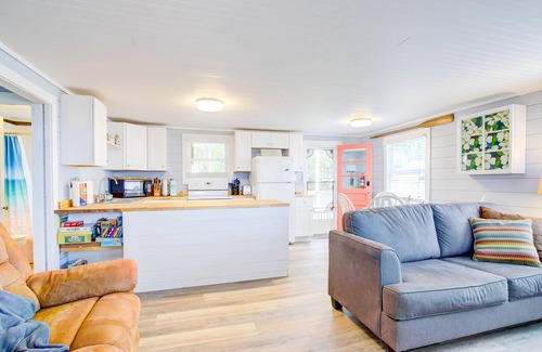 Silver Beach Cottage | Chesapeake Bay Beach Cottage,private beach book Fall now!
