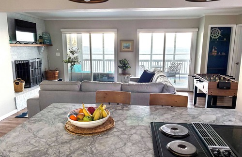 Lusby House | Chesapeake Bay Waterfront View