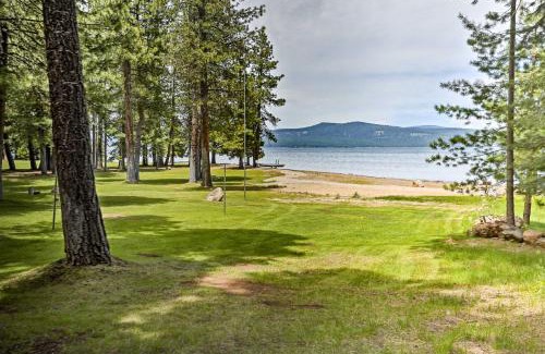 Lake Almanor West House | Chester Cabin with Deck - Walk to Lake and Golfing!