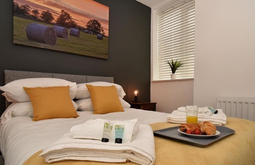 Macclesfield Apartment | Chester Suite - Chester Road Apartments by Premier Serviced Accommodation