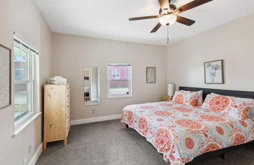 Loveland House | Chestnut St 3 Bedroom House in Historic Loveland