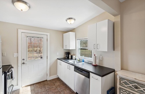 Loveland House | Chestnut, Three Bedroom House in Historic Loveland