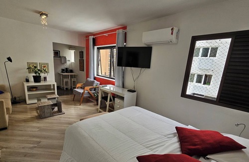 Itaim Bibi Apartment | Chez Adriano!Seu canto em área nobre com estacionamento!