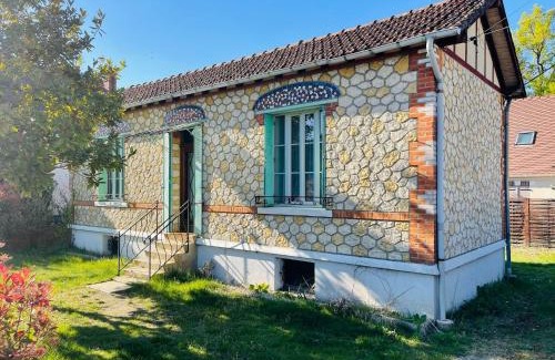 La Ferte-Saint-Aubin House | Chez Arthur