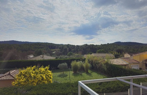 Saint-Theodorit Villa | Chez Cléa & Maé - Large villa in the heart of nature