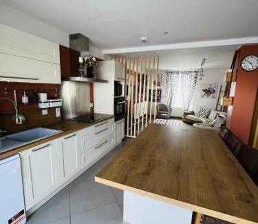 Montargis Apartment | Chez Hélène et Jérémy