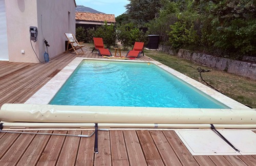 Digne-les-Bains House | Chez Hamou et Julie, new modern house with swimming pool and boules pitch