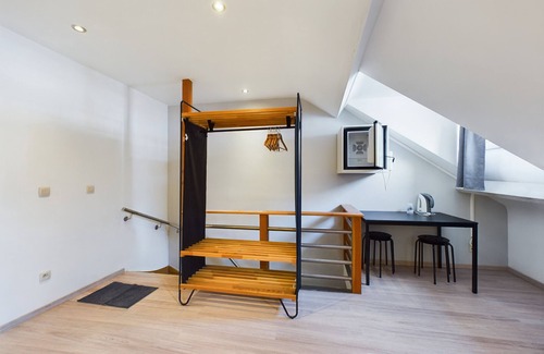 La Roche-en-Ardenne Apartment | Chez Mémé chambre jaune