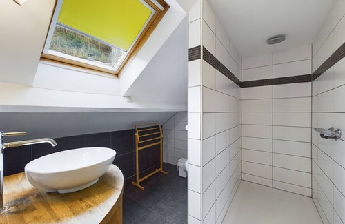 La Roche-en-Ardenne Apartment | Chez Mémé chambre jaune