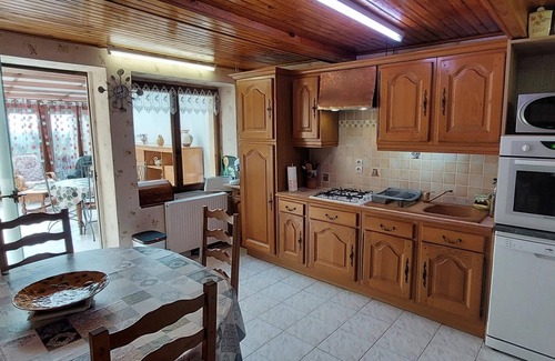 Eteignieres House | CHEZ MARCELLE - ETEIGNIERES