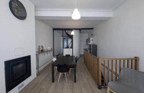 Langres Apartment | Chez Mel et Jul - FR-1-611-105
