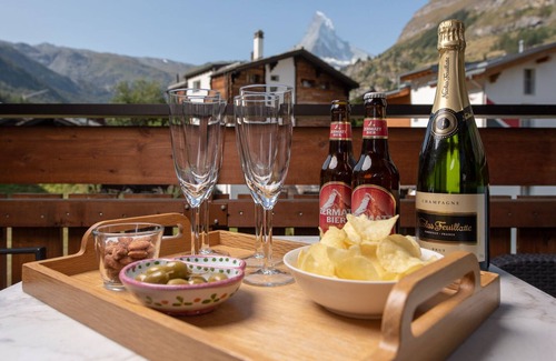 Zermatt Apartment | Chez Nous Zermatt - 4 luxury apartments in same building with Matterhorn views