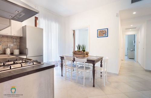 Milazzo Apartment | Chi nnicchi e nnacchi - Gessuminu