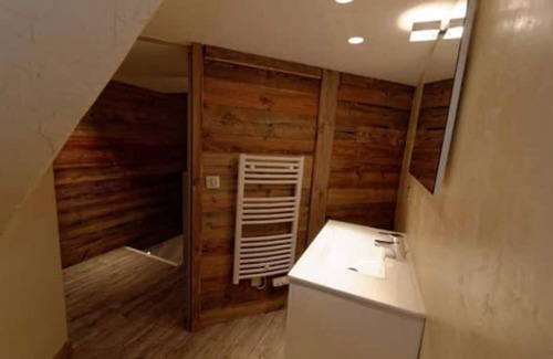 Saint-Etienne-de-Tinee Apartment | Chiara Auron
