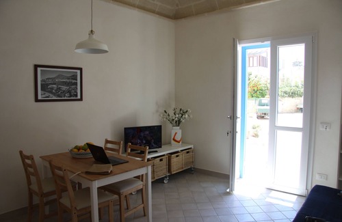 Favignana House | Chiaro di Luna Apartment for Rent in Favignana