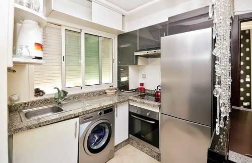Bourgogne Apartment | Chic 1BR in Bourgogne