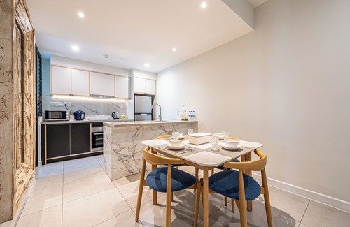 District 4 Apartment | Chic 2-bedroom apartment with Pool & Gym in enchanting Saigon