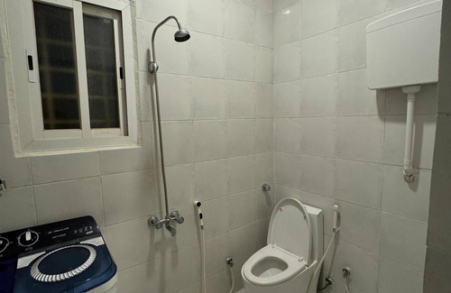 Quba Apartment | Chic 2-bedroom apartment with WiFi, AC in fabulous Madinah