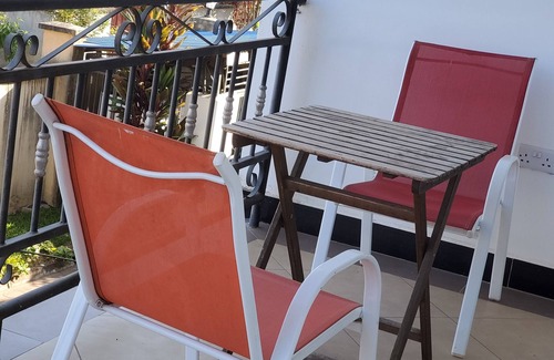 Arusha Apartment | Chic 2-bedroom with WiFi and AC in marvelous Arusha