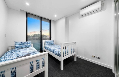 Ultimo Apartment | Chic 2 BR Apt (Parking)/Darling Harbour-10min walk