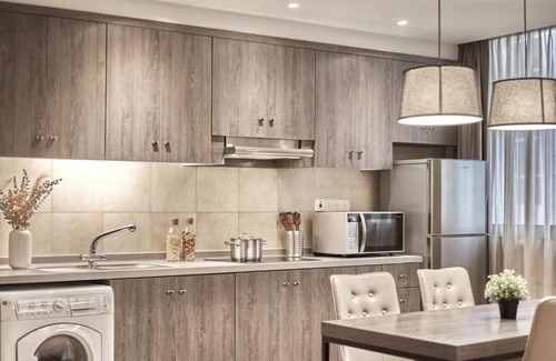 Somerset Apartment | Chic 2 BR at Penang Rd, 10 mins walk from Dhoby Ghaut MRT