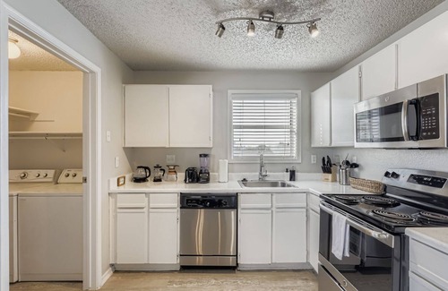 Milwood Apartment | Chic 2B/2BA Getaway | Cedar Park/North Austin