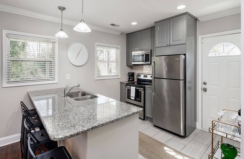 Villa Heights House | Chic 2BR Duplex ★Close to NoDa, Uptown, Light Rail