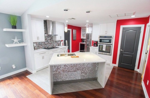 Lehigh Acres House | Chic 3 BR Private Pool Home in Lehigh Acres - The Grand Villa