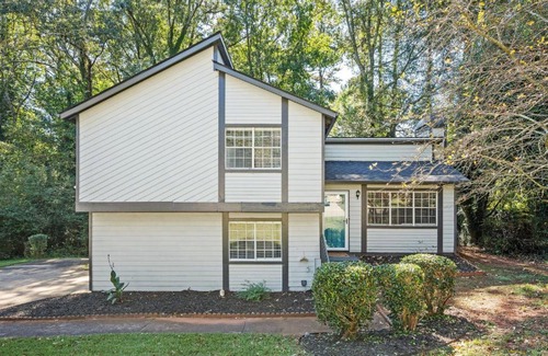Decatur House | Chic 3BR-2BA Decatur Retreat with Stylish Decor