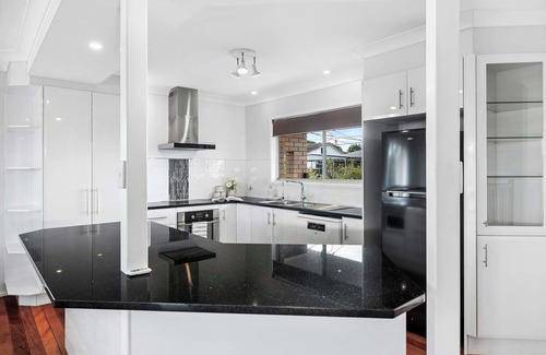 Rochedale South House | Chic 3BR Home with Pool in Rochedale South