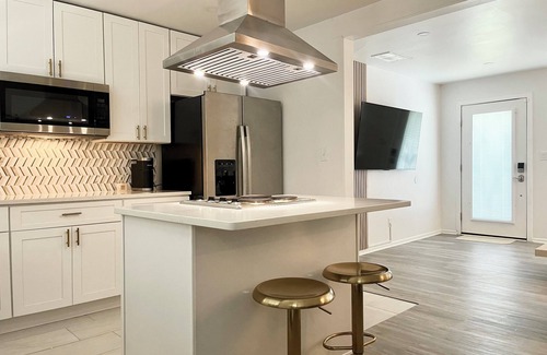 Atlanta House | Chic Absolute - Your Next Urban Oasis