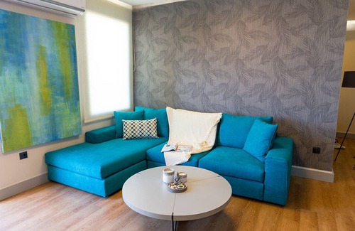 Heraklion House | Chic and minimal loft with sea view