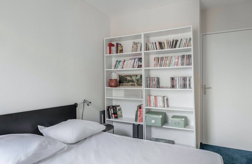 Madeleine-Champ de Mars Apartment | Chic and modern apartment on the banks of the Loire
