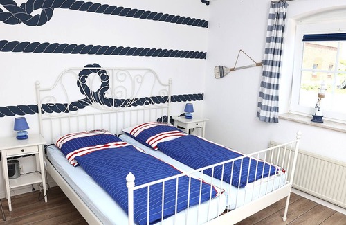 Lemkendorf Apartment | Chic apartment "Utspann" on the farm "Hofbude Fehmarn"
