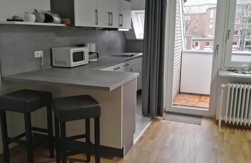 Busum Apartment | Chic apartment with balcony near the pearl bay