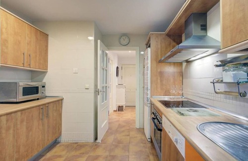 Norte Apartment | Chic Apt by Playa Granada