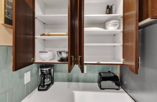 Chapel Hill House | Chic Asian-Mid Century Home