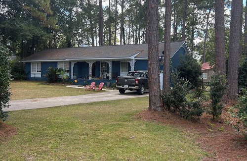 Statesboro House | Chic bungalow with everything you need in Statesboro