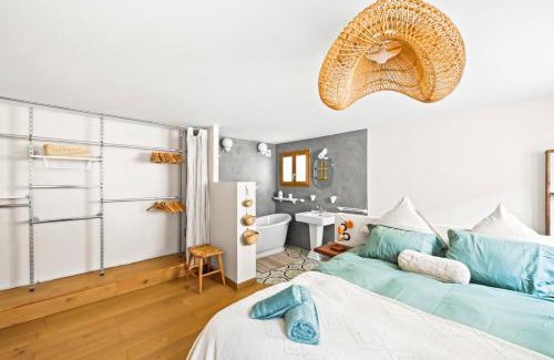 Le Pradet Villa | Chic Cabin - Terrace with sea view, beaches