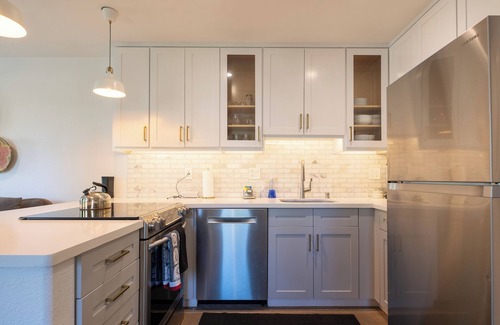 Kings Beach Condo | Chic Condo | Walk to Kings Beach, Outdoor Space w/Lake & Mountain Views, Shops