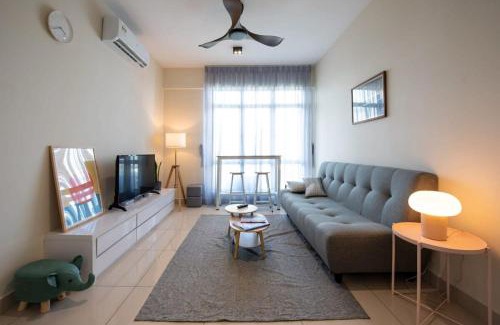 Taman Johor Jaya Apartment | Chic & Cozy 3BR Apt ARC at Austin Free Parking