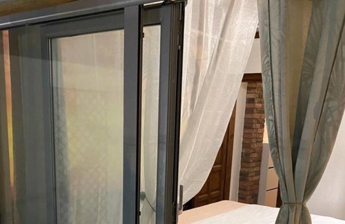 Babilonija Apartment | Chic Flat w Balcony 10 min to Beach Greco in Budva