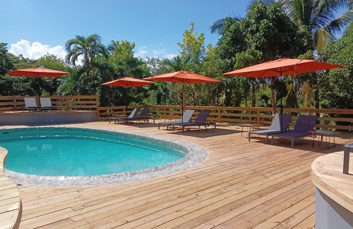 Port Antonio Hotel | Chic hotel deluxe rooms with WiFi, in fabulous Port Antonio