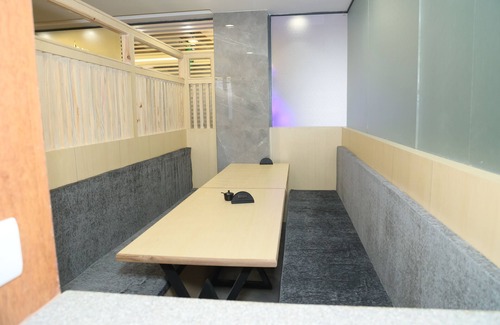 IMT Manesar Hotel | Chic hotel in marvelous Manesar with fitness room, AC, WiFi