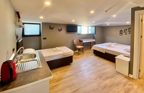 Trabzon Apartment | Chic Hotel Room 5 min to Trabzon Forum