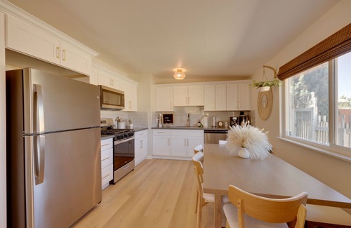 Joshua Tree House | Chic Joshua Tree Retreat w/Private Hot Tub!