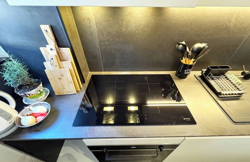 Tiburtino House | Chic Loft in Central Rome. New amenities. Walking distance from center, 2BR, 2BA
