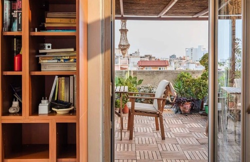 Kalamata Apartment | Chic Loft with Roof Garden and Panoramic View!