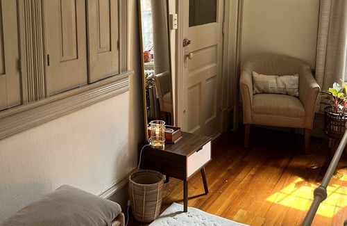 Bausman Apartment | Chic Manor Just outside Lancaster City, Close to Everything!