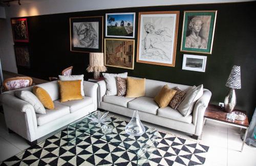 Petit Jean Ocharan Apartment | Chic Miraflores AC HEATER 16th floor